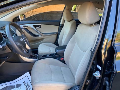 Used 2016 Hyundai Elantra SE FWD image 27