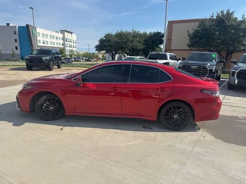 Used 2023 Toyota Camry XSE FWD image 6