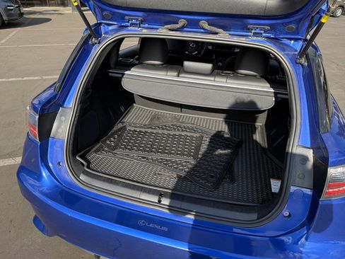 Used 2016 Lexus CT 200h 5dr Hybrid w/ Navigation Package image 18