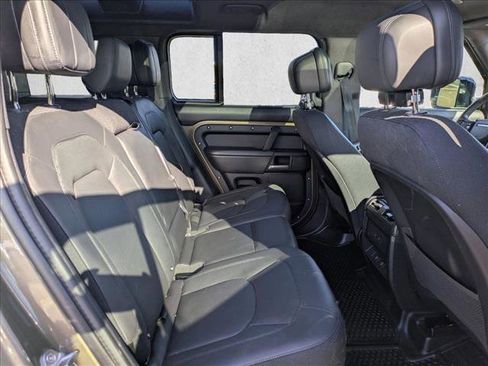 Certified 2025 Land Rover Defender 110 X image 21