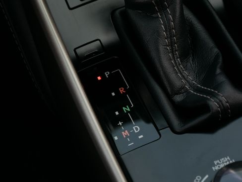 Used 2014 Lexus IS 250 w/ F-Sport Package RWD image 19