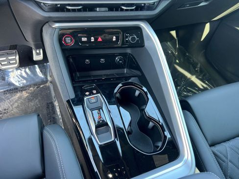 New 2025 Audi SQ5 Premium Plus image 25