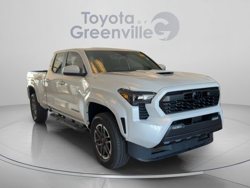 Used 2026 Toyota Tacoma TRD Sport AWD/4WD image 8