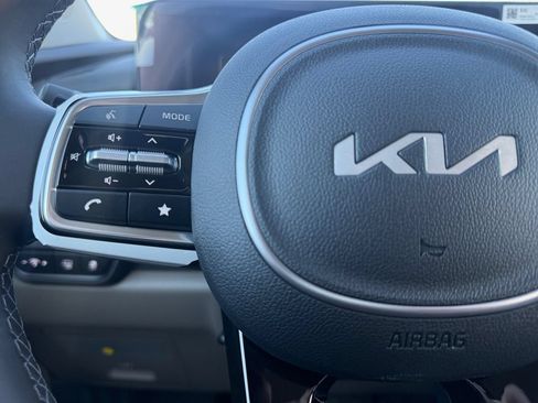New 2026 Kia Carnival SX FWD image 25