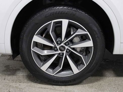 Used 2024 Audi Q5 2.0T Premium image 36