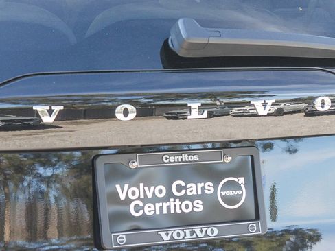 New 2026 Volvo XC90 T8 Ultra w/ Protection Package Premier AWD/4WD image 10