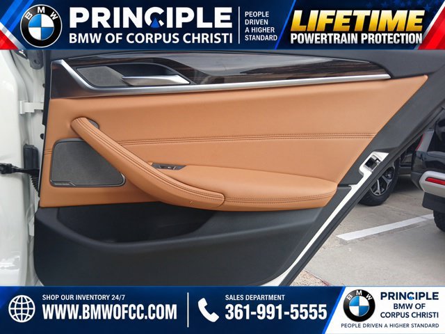 Used 2021 BMW 530i w/ Premium Package RWD image 12