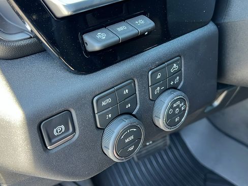 New 2026 Chevrolet Silverado 2500 High Country w/ High Country Premium Package AWD/4WD image 31
