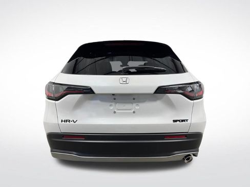 Certified 2026 Honda HR-V Sport image 4