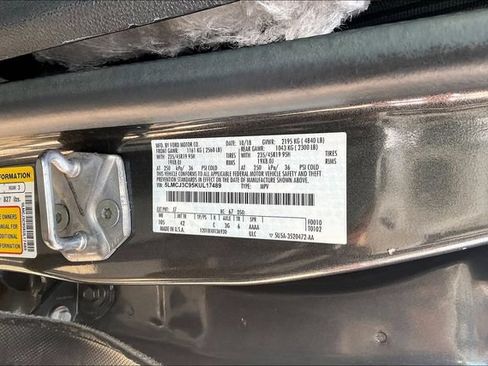Used 2019 Lincoln MKC Reserve w/ MKC Climate Package FWD image 7