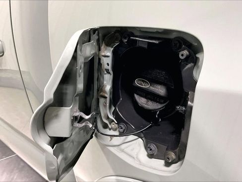 Certified 2022 Toyota Tacoma 4x4 Double Cab image 43