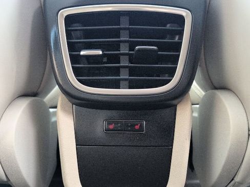 Used 2017 Lincoln MKX Reserve w/ Lincoln MKX Climate Package image 27