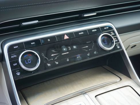 Used 2023 Genesis GV80 3.5T Advanced + AWD/4WD image 19