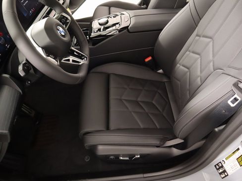 New 2025 BMW 530i xDrive w/ M Sport Package image 12