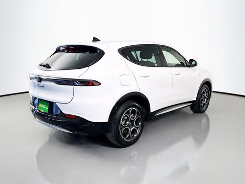 Used 2024 Alfa Romeo Tonale Ti AWD/4WD image 10