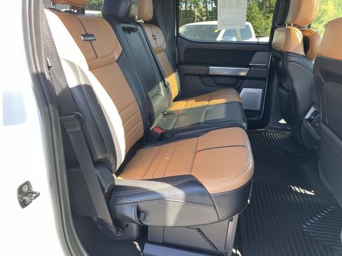 Used 2024 Ford F250 Platinum AWD/4WD image 31