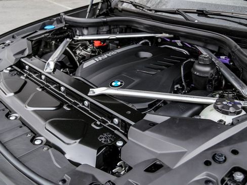 New 2026 BMW X5 xDrive40i w/ Executive Package image 24