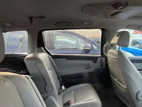 Used 2019 Honda Odyssey Touring image 5