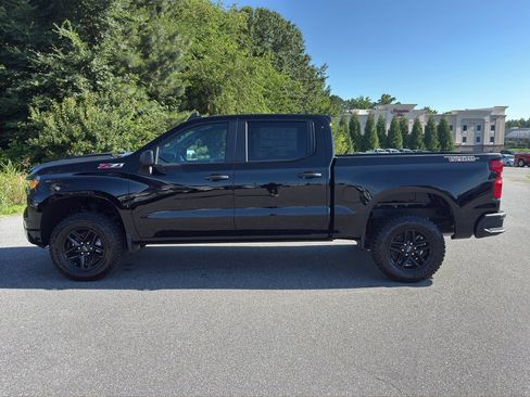 New 2026 Chevrolet Silverado 1500 Custom Trail Boss AWD/4WD image 3