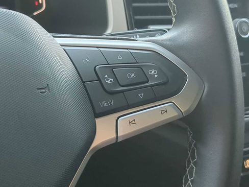 Used 2022 Volkswagen Atlas Cross Sport SE image 26