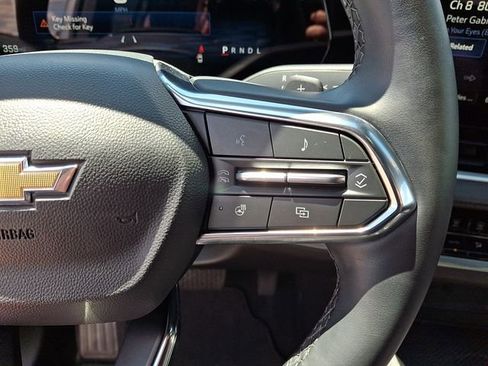 Used 2026 Chevrolet Equinox LT FWD image 22