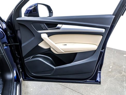 Used 2025 Audi Q5 2.0T Premium w/ Convenience Plus Package image 25