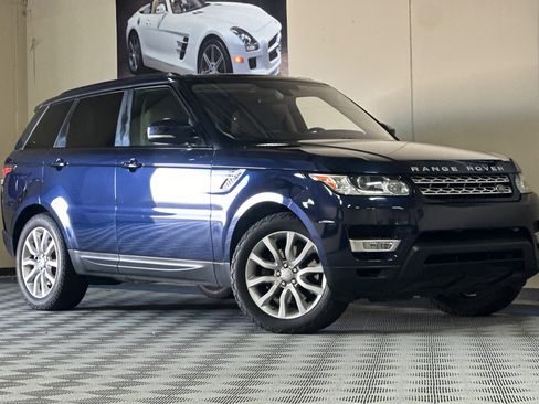 Used 2016 Land Rover Range Rover Sport HSE image 2