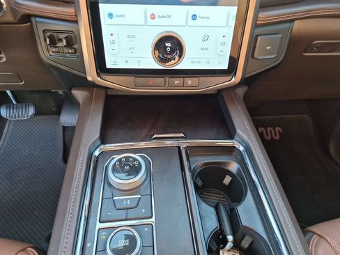 Used 2023 Ford Expedition Max King Ranch AWD/4WD image 26