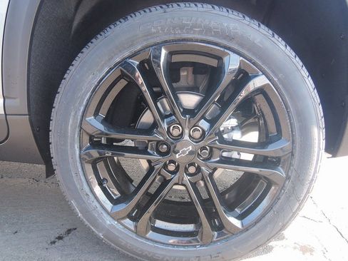 New 2026 Chevrolet Traverse LT image 7