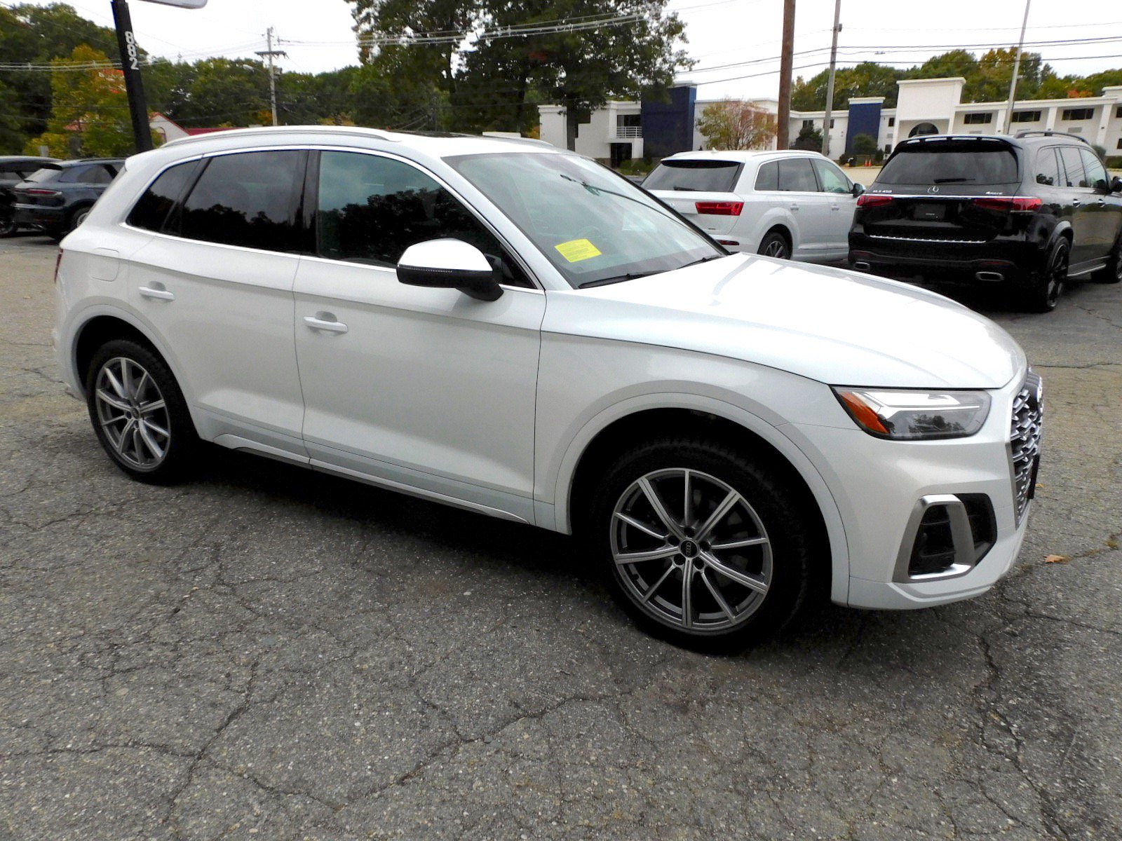 Used 2021 Audi SQ5 Premium Plus w/ Premium Plus Package AWD/4WD image 7