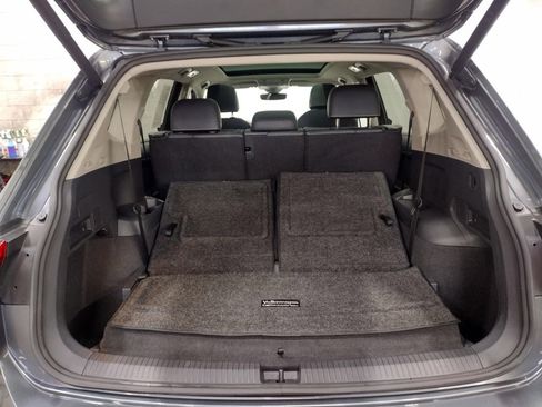 Used 2021 Volkswagen Tiguan SEL image 18
