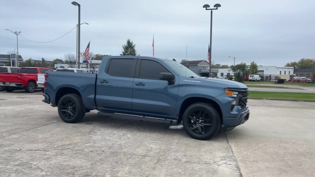 Used 2024 Chevrolet Silverado 1500 Custom RWD image 2