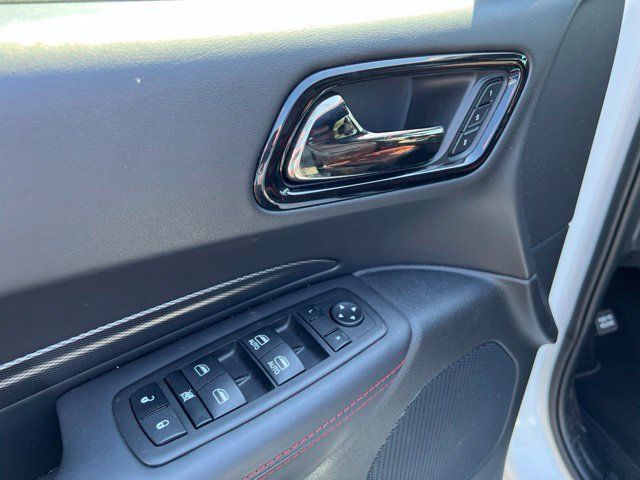 Used 2023 Dodge Durango GT AWD/4WD image 17