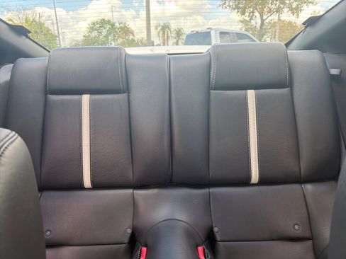 Used 2010 Ford Mustang GT image 14