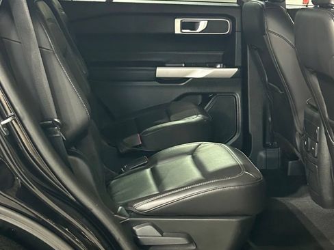 Used 2023 Ford Explorer XLT w/ Equipment Group 202A AWD/4WD image 65