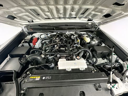 Used 2025 Toyota 4Runner SR5 image 33