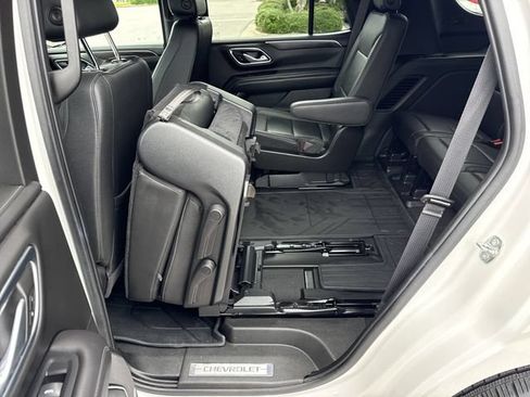 Used 2021 Chevrolet Tahoe LT RWD image 11