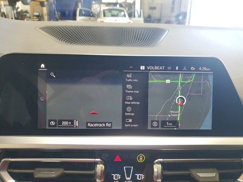 Used 2022 BMW M4 xDrive Competition image 9