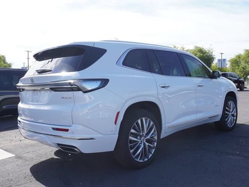 Used 2026 Buick Enclave Avenir w/ Super Cruise Package FWD image 8