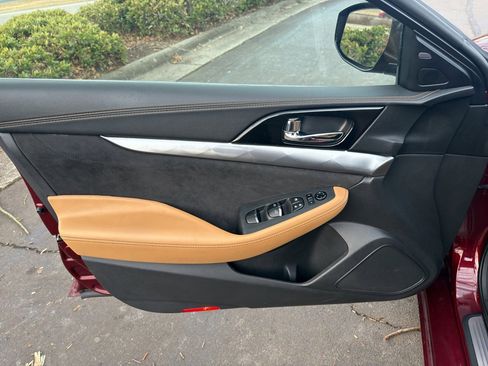 Used 2016 Nissan Maxima SR image 17