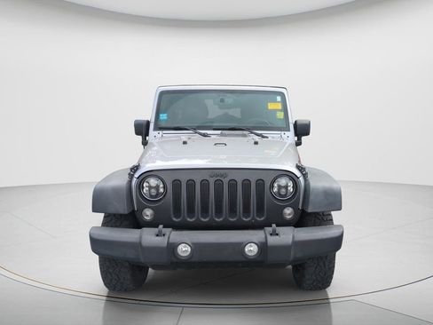 Used 2014 Jeep Wrangler Unlimited Rubicon w/ Connectivity Group image 8