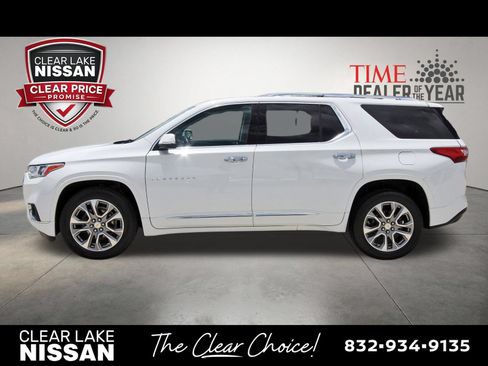 Used 2021 Chevrolet Traverse Premier w/ LPO, Floor Liner Package FWD image 4