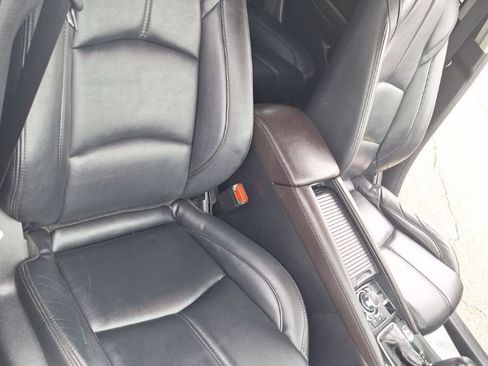 Used 2018 MAZDA MAZDA3 Touring image 26