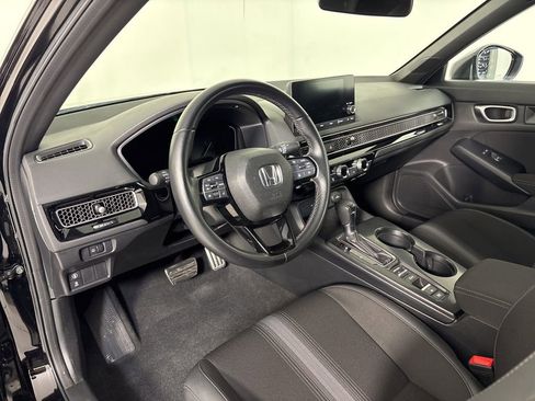 Used 2023 Honda Civic Sport image 15