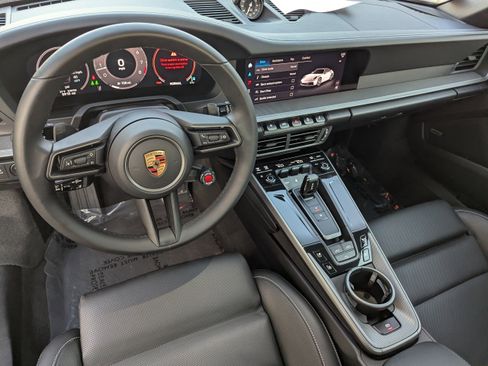 Certified 2025 Porsche 911 Carrera w/ Premium Package image 16
