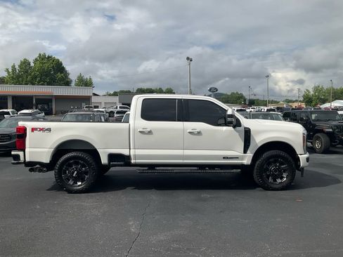 Certified 2023 Ford F250 Lariat w/ Sport Appearance Package AWD/4WD image 4