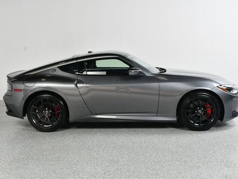 Used 2024 Nissan Z Performance w/ Floor Mat Package RWD image 3