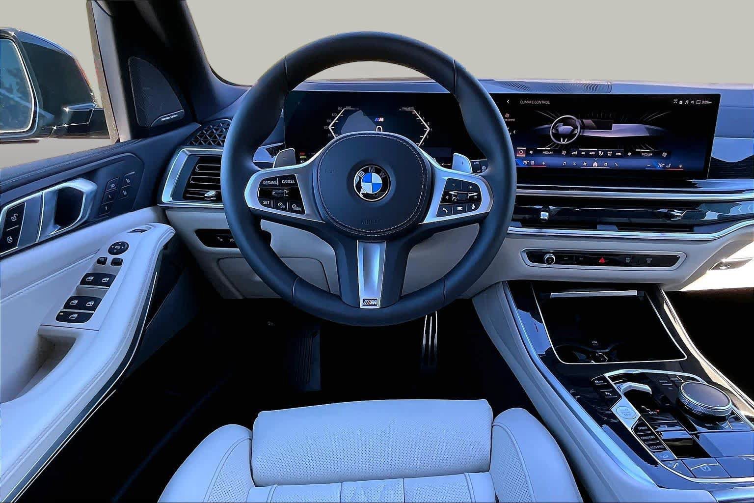 Used 2026 BMW X5 xDrive40i w/ M Sport Package AWD/4WD image 5