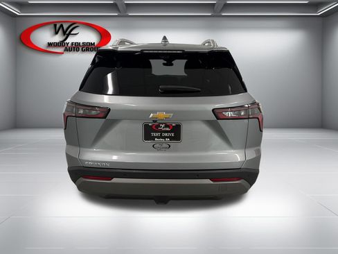 Used 2025 Chevrolet Equinox LT w/ Convenience Package II FWD image 7