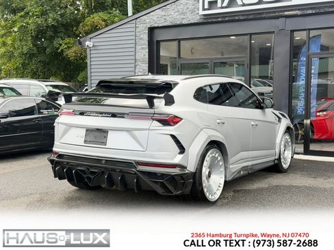 Used 2021 Lamborghini Urus AWD/4WD image 27